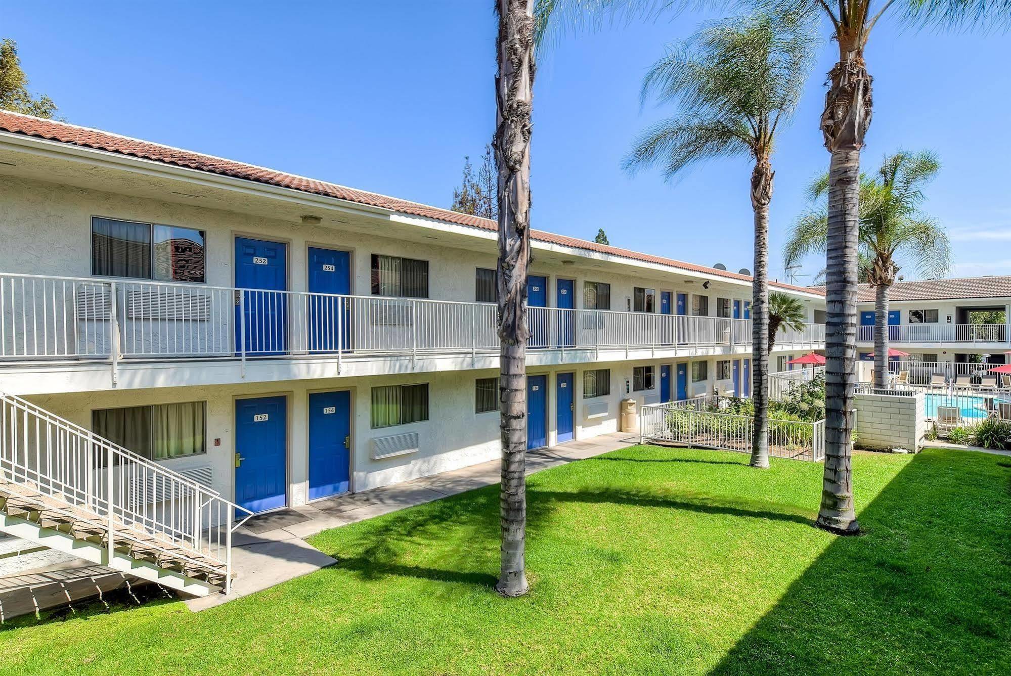 Motel 6-Rowland Heights, Ca - Los Angeles - Pomona Екстер'єр фото