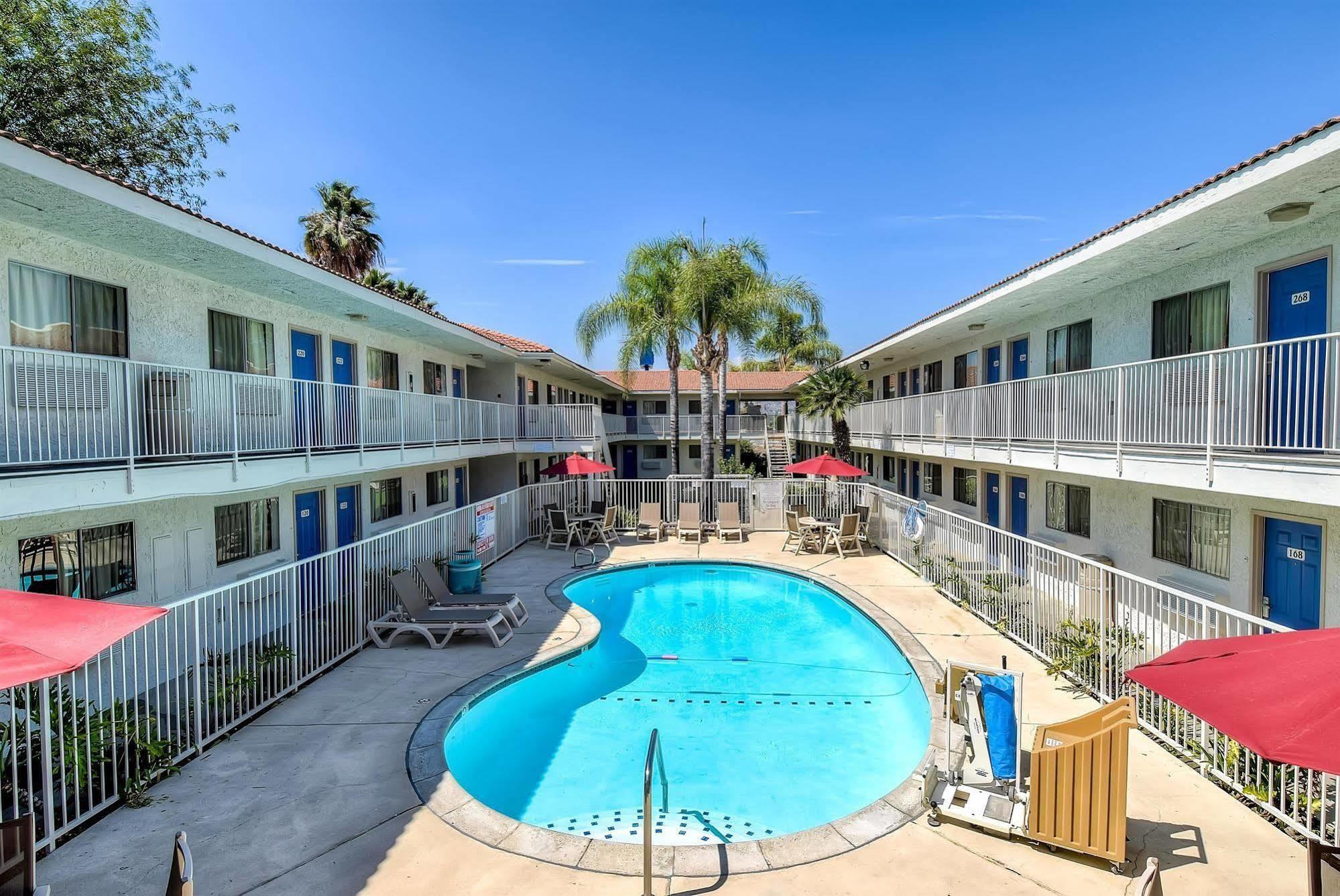 Motel 6-Rowland Heights, Ca - Los Angeles - Pomona Екстер'єр фото